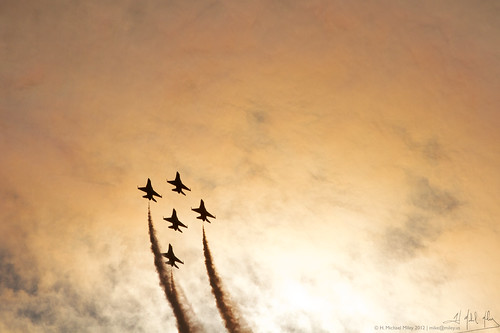 usa mi fighter jet formation airshow f16 thunderbirds usaf battlecreek afthunderbirds battlecreekairshow flightdemonstrationteam