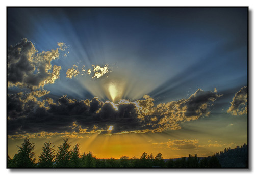 light sunset colors clouds washington spokane spokaneriver centennialtrail