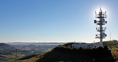 newzealand sunlight mountains fog rural canon landscape farmland hills pasture transmissiontower bombayhills 550d t2i canoneos550d mtpuketutu