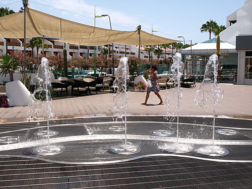 Fountain, Parque Santiago IV, Playa de Las Américas