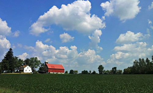 field clouds farm hdr