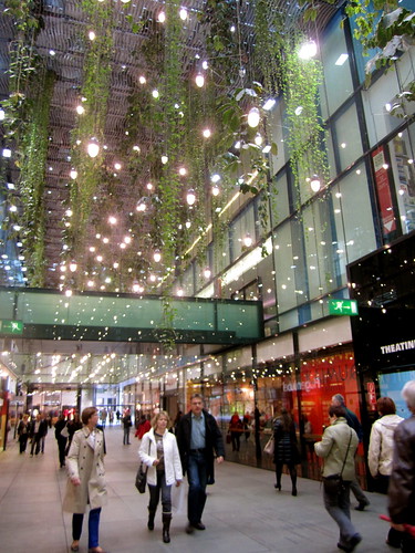 Shopping in Munich - La Citta Vita / Flickr / CC BY-SA 