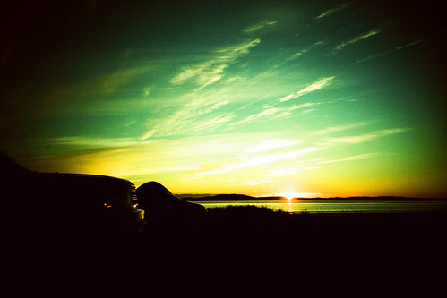 uk sunset sea sky sun film set analog 35mm skyscape scotland lomo lca xpro lomography fuji cross rover x chrome islay gb land pro process lc expired fujichrome processed schottland moning 100f kintra markusmoning