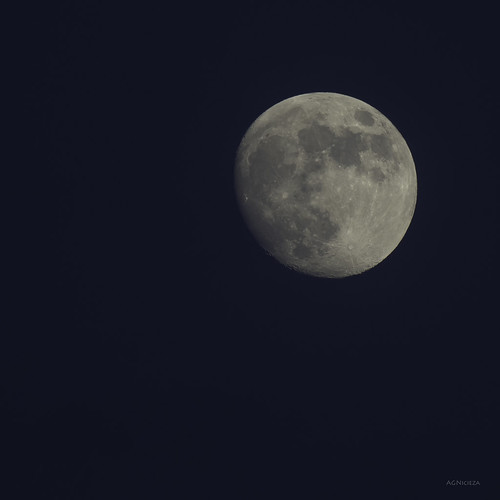 blue moon night july luna waxinggibbous smcpentaxda300mmf40edifsdm pentaxk5