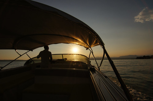 sunset lake water silhouette boat sony sirmione lagodigarda tokina1116mmf28 sonya55