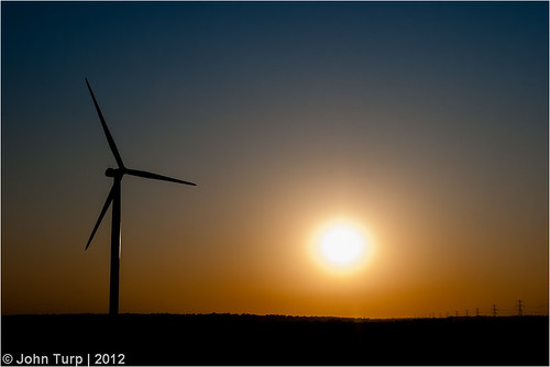 sunset sun green kent energy power wind pylon clean electricity turbine windturbine windfarm renewable romneymarsh lydd cheynecourt