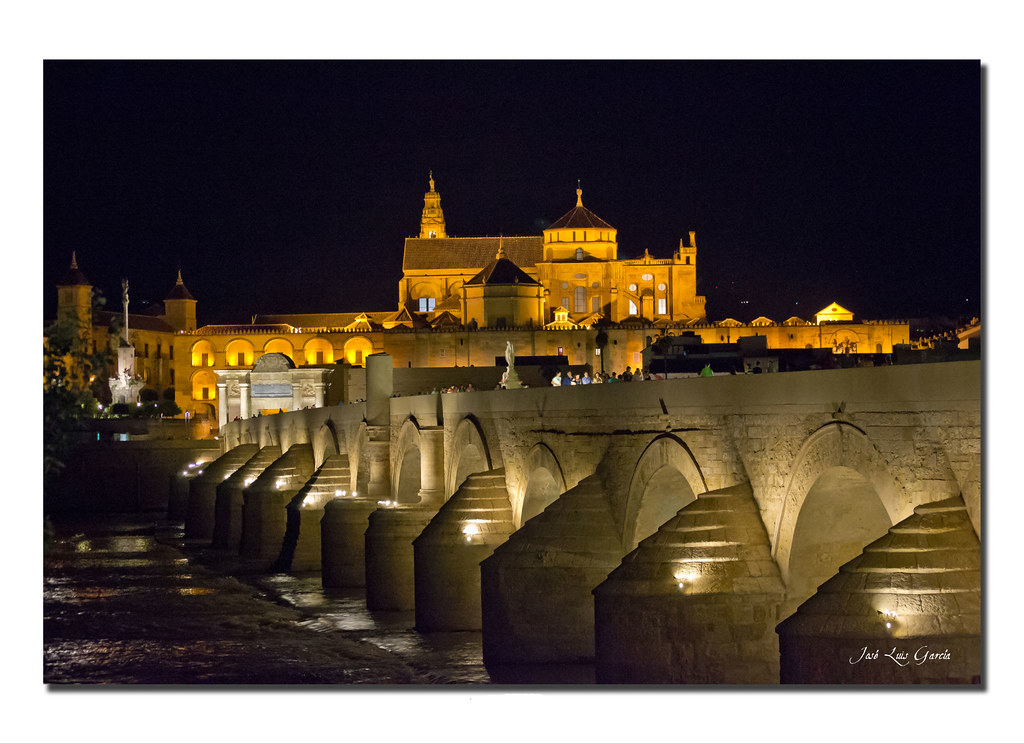 El Puente Romano y la Mezquita-Catedral de Córdoba