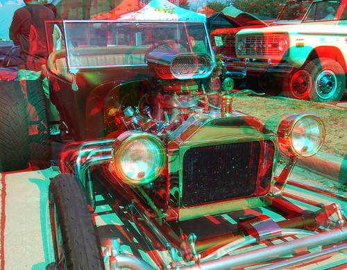 stereoscopic stereophoto 3d anaglyph iowa stereo carshow siouxcity redcyan 3dimages 3dphoto 3dphotos 3dpictures stereopicture hyveecarshow071412 ronshyveecarshow