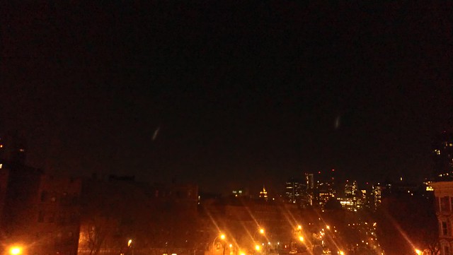 Wow look at the NASA #ATREX rockets' chemical trails over Manhattan!
