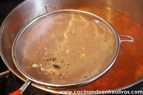 Sopa de pescado cpon fideos (10)