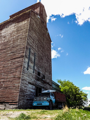 abandoned truck site elevator grain historic manitoba prairie gmc