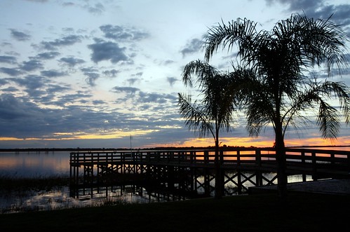 sunset sky usa silhouette clouds dock florida palmtrees northamerica lakemarian kenansville scoreme34 osceolacounty