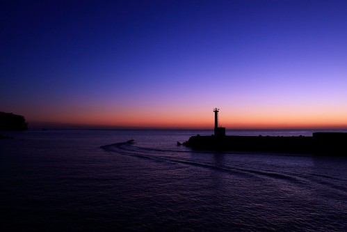 sea sky lighthouse sunrise fishingboat 海 日の出 朝焼け 漁船