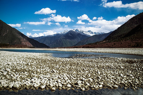 china trip travel sky beautiful river landscapes stones sony tibet nex nyingchi yarlungzangbo mainlin