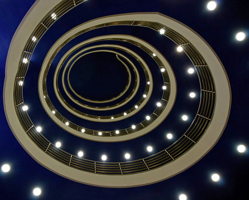 blue light munich münchen spiral bayern bavaria licht staircase blau spiralstaircase spirale treppenhaus geländer wendeltreppe vbw dorenawm hausderbayerischenwirtschaft