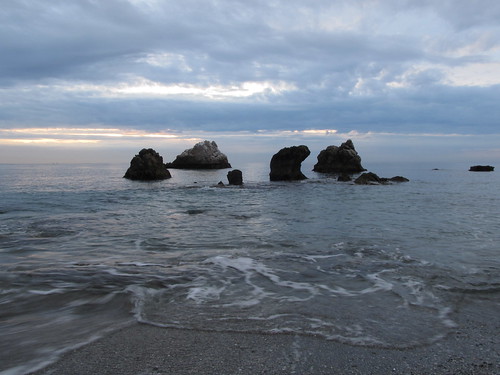 sunset sea españa beach mar andalucía amanecer playas rocas mediterráneo málaga casares paisajesmarinos sabinillas piedaras