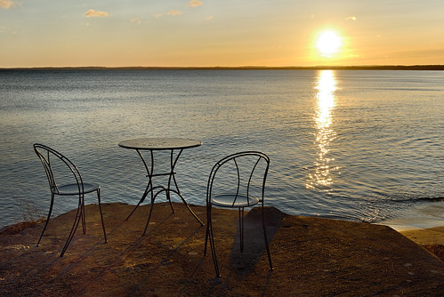 sunset café table skåne nikon chairs sweden outdoor d200 österlen åhus revhaken