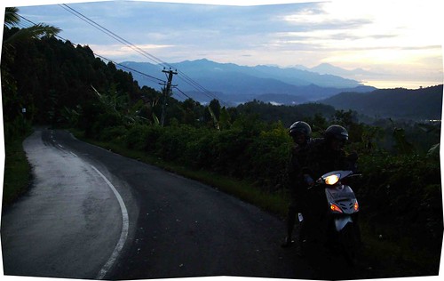 Tips & Reasons Rent A Motorbike in Indonesia Trip