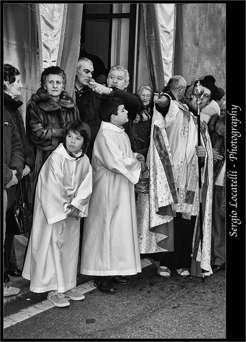 blackandwhite nikon festa biancoenero santantonio cerimonia sacerdote d90 chierichetti agoralex