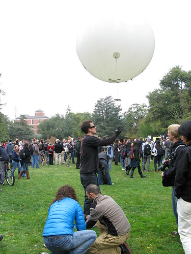 balloon wrangling at UC Davis