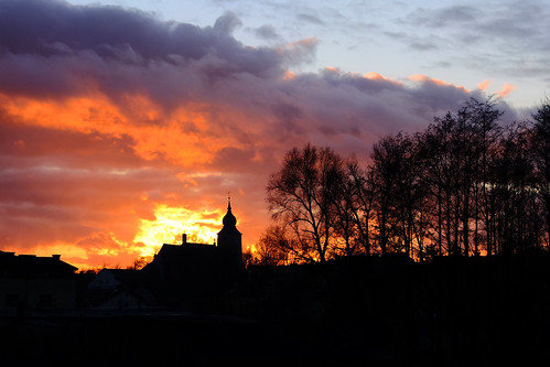 sunset red sky sun church silhouette clouds fuji gothic dramatic poland polska fujifilm x10 sieradz