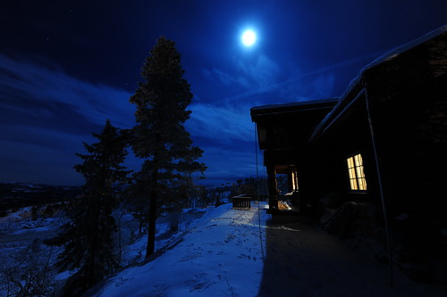 blue winter snow window norway night cabin europe fullmoon vrådal terrascania