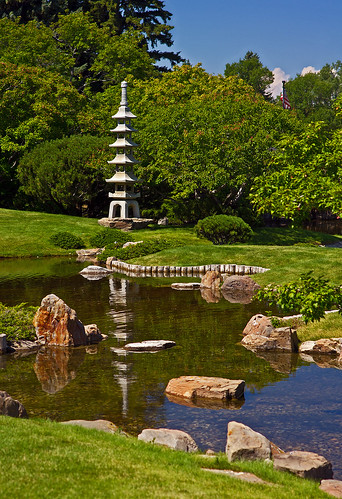 canada reflection water garden japanesegarden pagoda pond alberta lethbridge pentaxart da7024ltd nikkayukogarden
