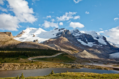 mountains glacier banffnationalpark columbiaicefield canadianrockies