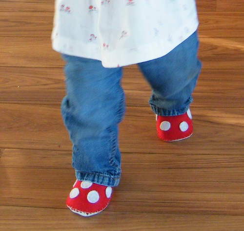 toadstool shoes in action
