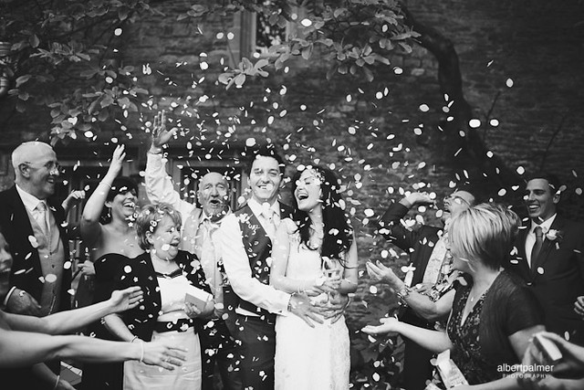 10 Tips For Amateur Wedding Photographers