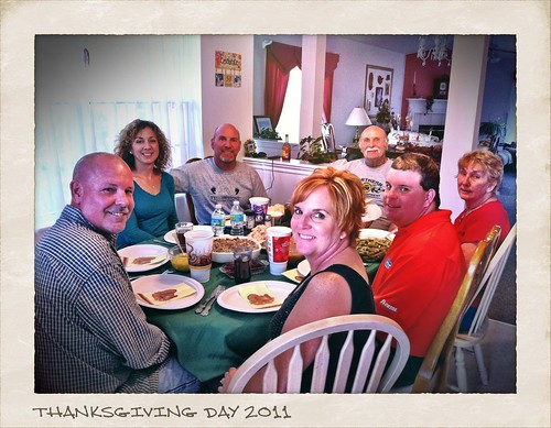 thanksgiving camera family grandma love apple feast mom table photography dad day view heart florida uncle grandpa delicious aunt photograph frame thankful papa jacksonville fl jax iphone memom 2011 iphone4 mosesedge