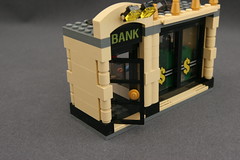 6864 The Batmobile and the Two-Face Chase - Bank 4