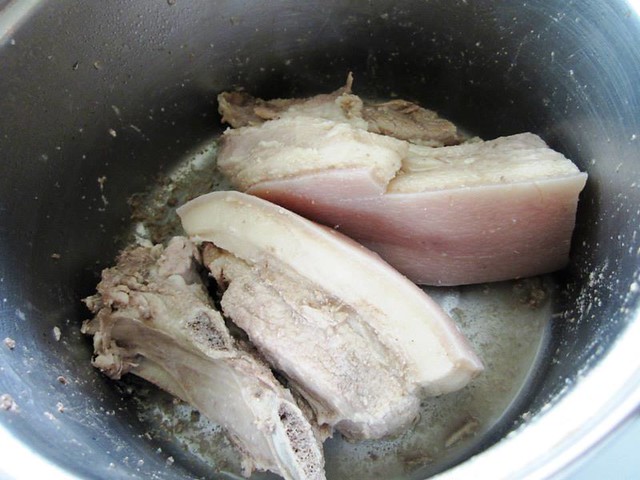 Salted boiled pork 3