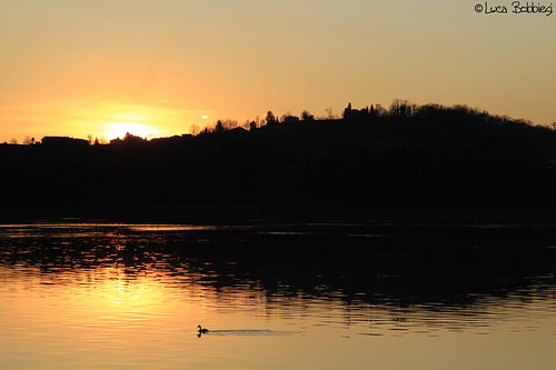 sunset lake reflections gold varese gavirate ef24105mmf4lisusm canoneos7d