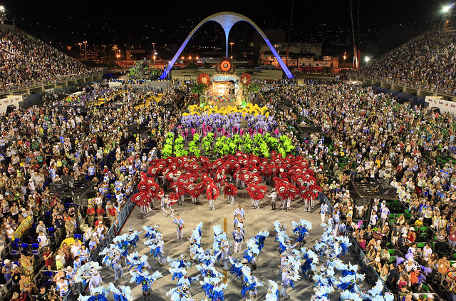 Rio de Janeiro Carnival - Samba Dancing and Unforgettable Entertainment