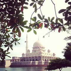mosque putrajaya