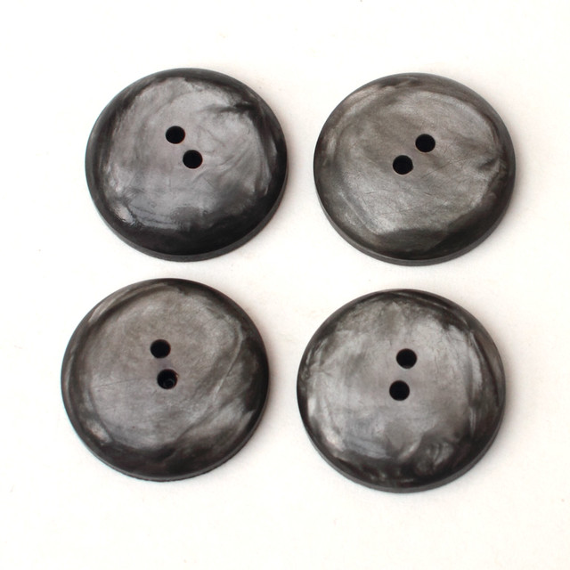 4 vintage large grey plastic buttons – 23mm