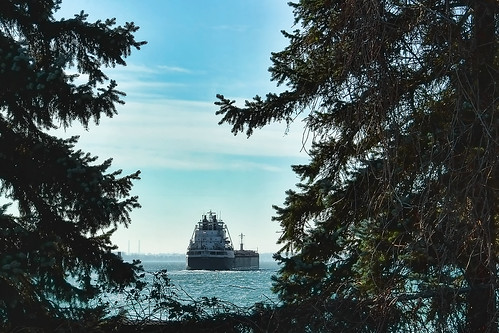 ontario sunrise dawn michigan bluewater sarnia lakers freighter stclairriver porthuron greatlakesshipping