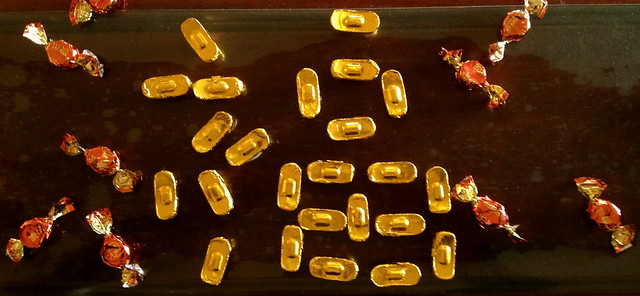 Chinese Gold Currency Chocolates