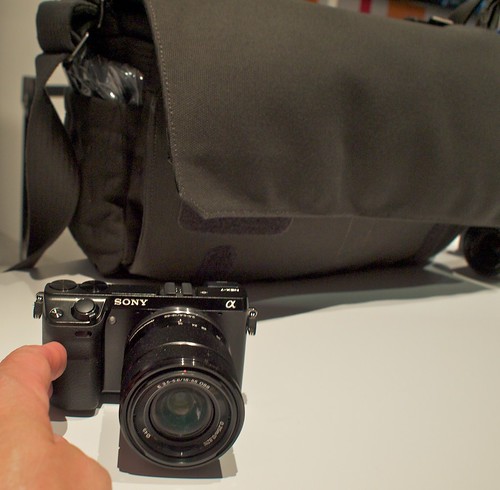 Sony NEX 7 in Front of the Lowepro Pro Messenger 200