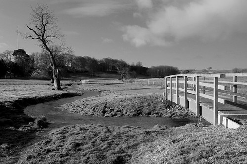 uk england blackandwhite monochrome canon landscape countryside bridges lincolnshire rivers bain wolds