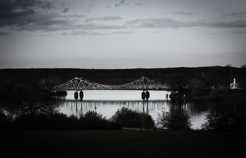 bridge reflection berlin history water germany wasser monochrom städte reflexionen brücken