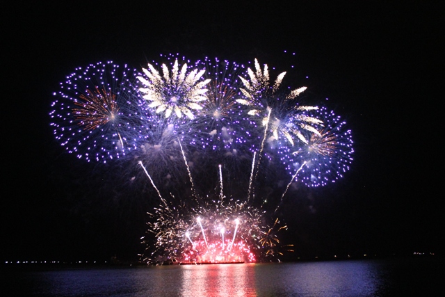 5th Philippine International Pyromusical Competition 2014 - Spain and UK
