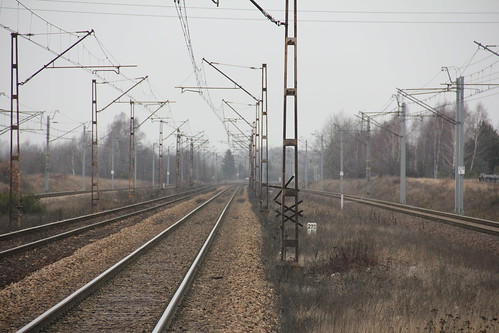 railroad station canon tracks poland polska rail railway pkp silesian zawiercie śląskie uppersilesia górnyśląsk canoneos550d canonefs18135mmf3556is zawiercieborowepole