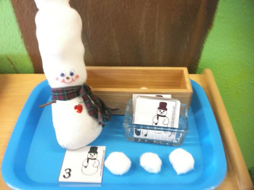 Snowman and Snowballs Cards and Counters (Photo from Discovery Kidzone Montessori Adventures)