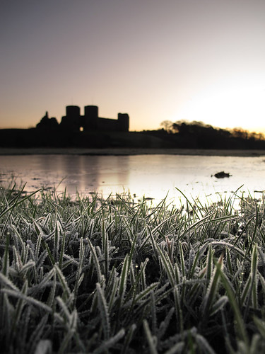 cold macro sunrise early frost defences rhuddlan riverclwyd afonclwyd rhudllancastle canong12
