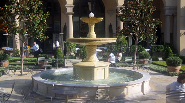 fountain outside of bar bouchon
