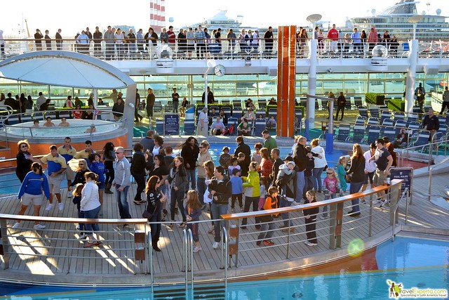 people dacing on a royal caribbean cruise