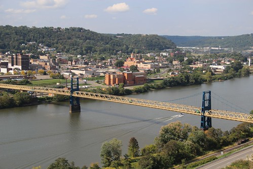 ohio westvirginia suspensionbridge ohioriver steubenville marketstreetbridge historicbridge jeffersoncounty brookecounty ohiohistoricbridgelist ohiosteelerectioncompany steubenvillebridgecompany