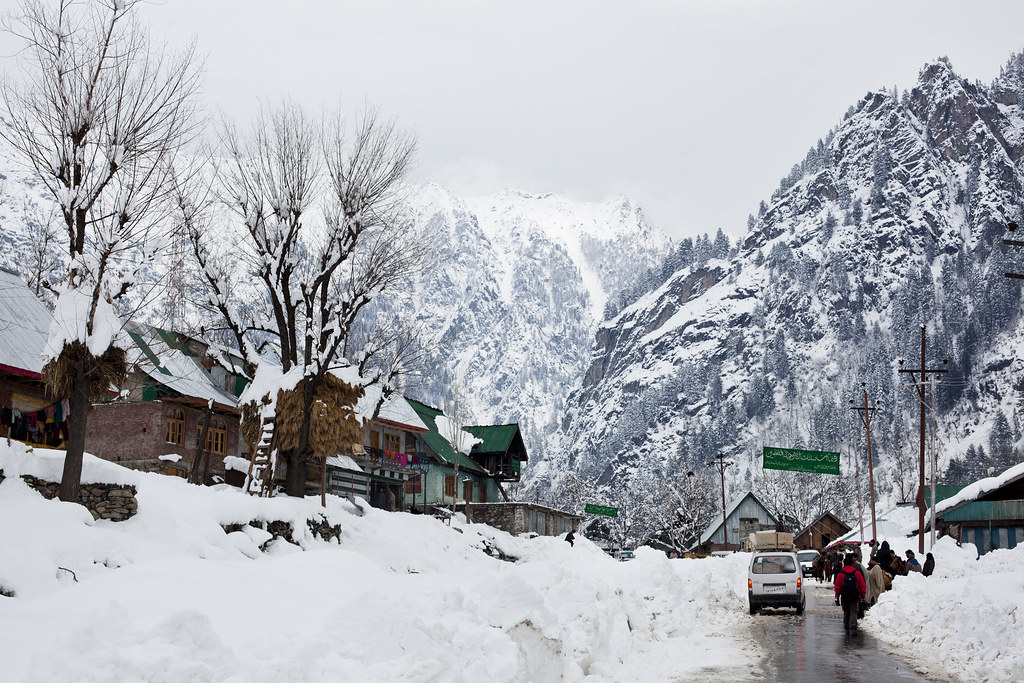 Kashmir 2012 | Sonamarg | This Road Will Also Lead You To Leh Ladakh